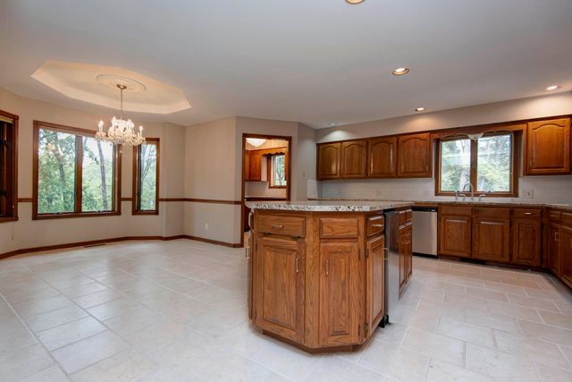 3879 N Williams Court, Springfield, MO 65803