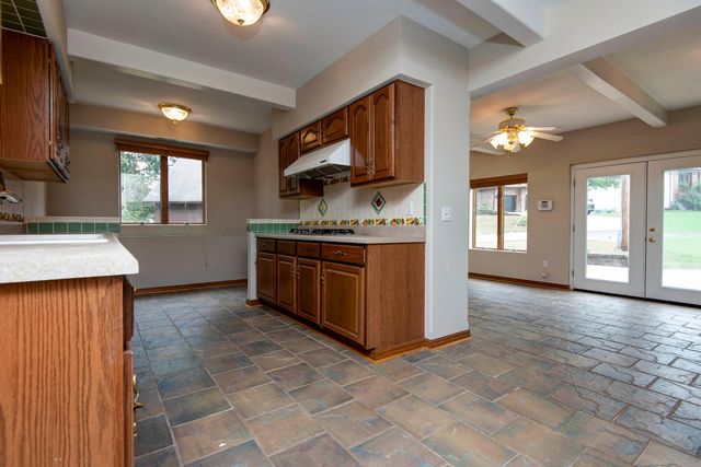 3879 N Williams Court, Springfield, MO 65803