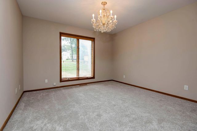 3879 N Williams Court, Springfield, MO 65803