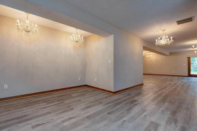 3879 N Williams Court, Springfield, MO 65803