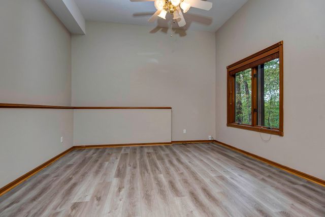 3879 N Williams Court, Springfield, MO 65803