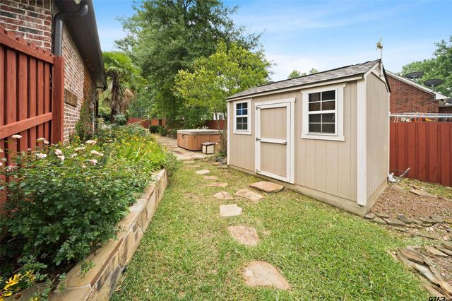 614 Tryon Court, Tyler, TX 75703