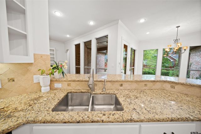 614 Tryon Court, Tyler, TX 75703
