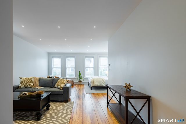 100 Center Street, Southington, CT 06489