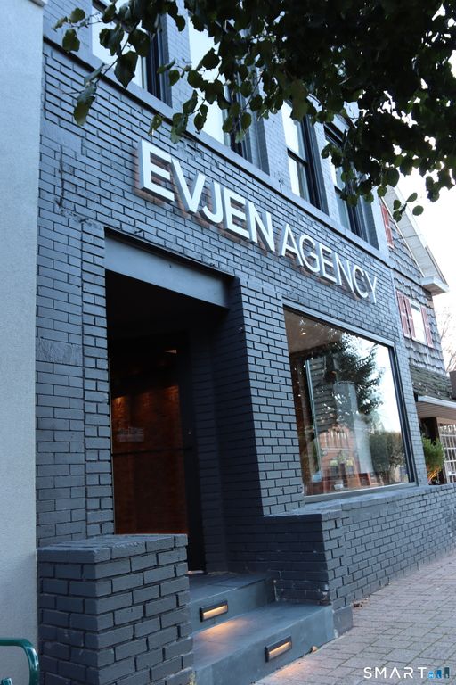 100 Center Street, Southington, CT 06489