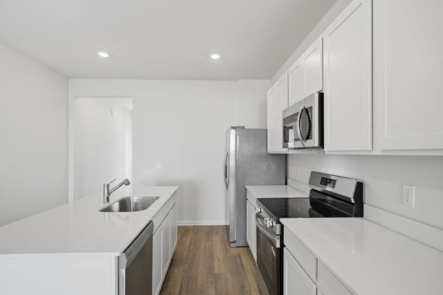 1679 Manuka Lane, Columbia, TN 38401