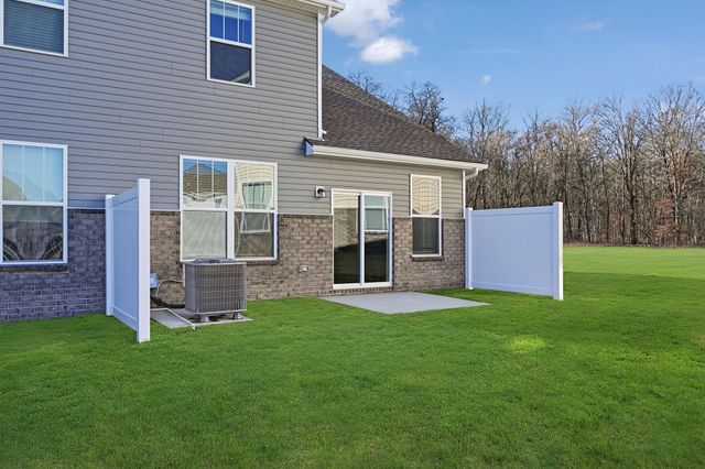 1679 Manuka Lane, Columbia, TN 38401