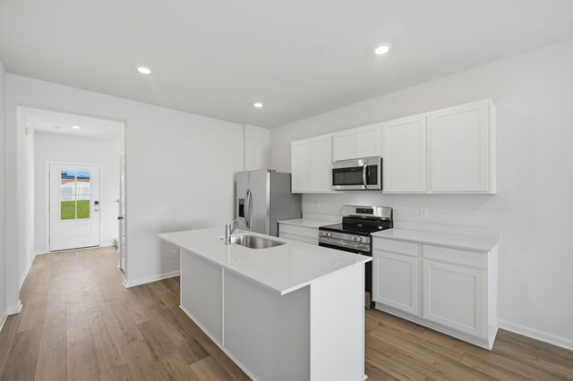 1679 Manuka Lane, Columbia, TN 38401