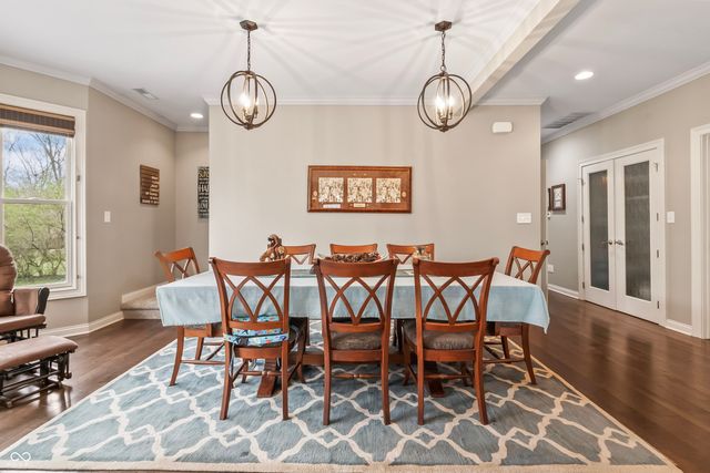 8928 Carriage Lane, Indianapolis, IN 46256