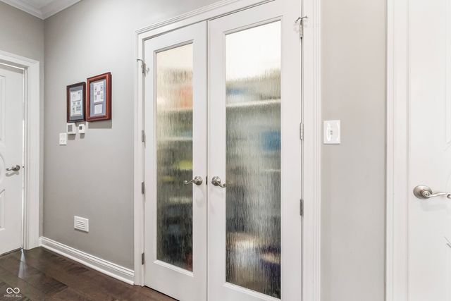 8928 Carriage Lane, Indianapolis, IN 46256