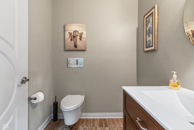 8928 Carriage Lane, Indianapolis, IN 46256