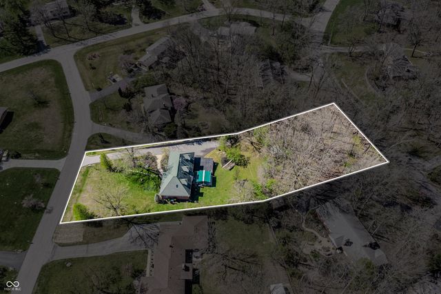 8928 Carriage Lane, Indianapolis, IN 46256