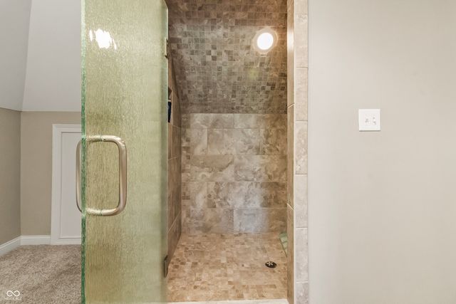 8928 Carriage Lane, Indianapolis, IN 46256