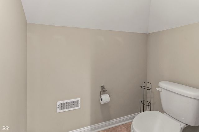 8928 Carriage Lane, Indianapolis, IN 46256