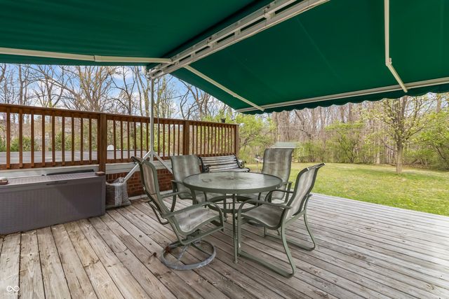 8928 Carriage Lane, Indianapolis, IN 46256