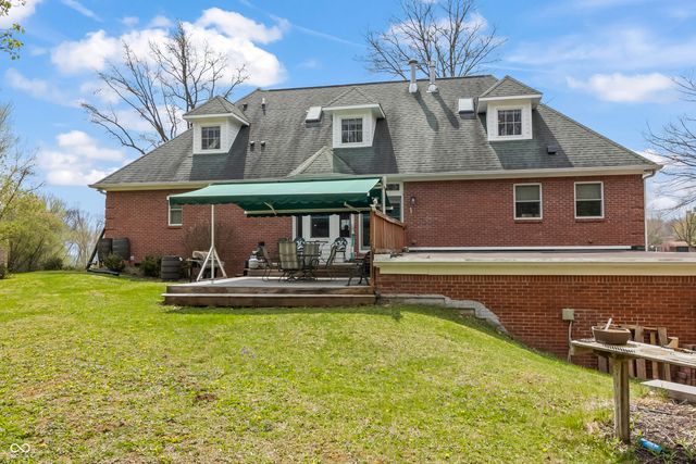 8928 Carriage Lane, Indianapolis, IN 46256