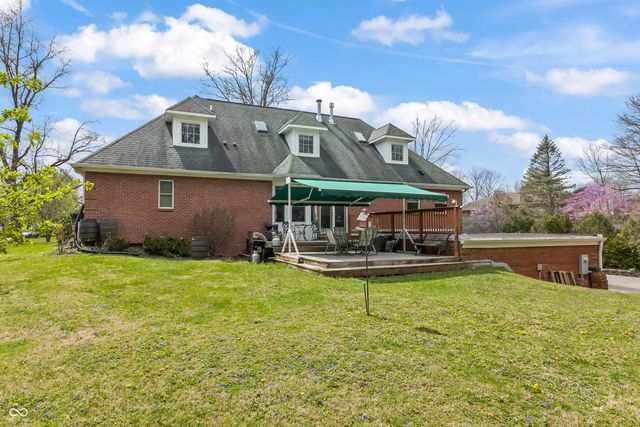 8928 Carriage Lane, Indianapolis, IN 46256