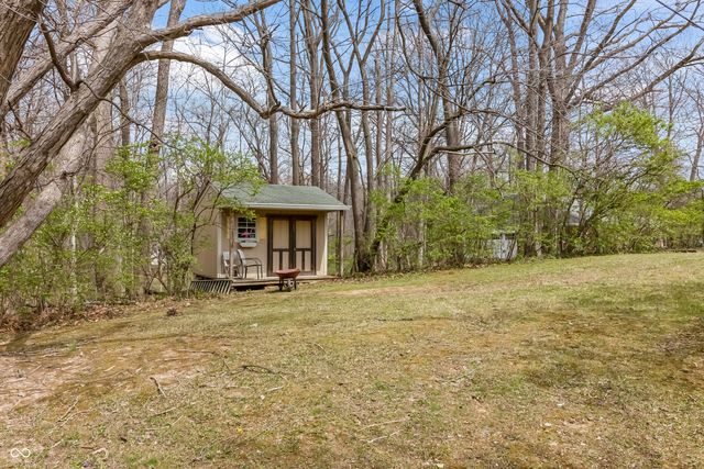 8928 Carriage Lane, Indianapolis, IN 46256