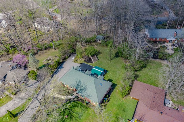 8928 Carriage Lane, Indianapolis, IN 46256