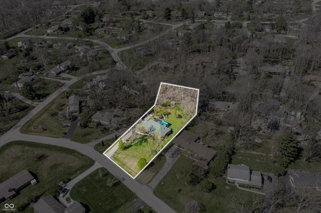 8928 Carriage Lane, Indianapolis, IN 46256