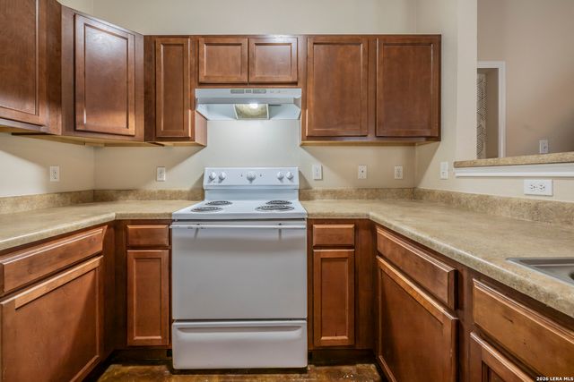 7807 Kingsbury Way Unit 4, San Antonio, TX 78240