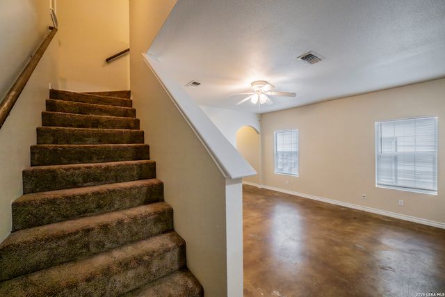7807 Kingsbury Way Unit 4, San Antonio, TX 78240