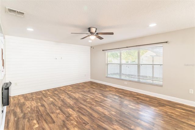 5049 GANDROSS LANE, Mount Dora, FL 32757