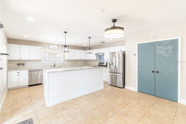 5049 GANDROSS LANE, Mount Dora, FL 32757