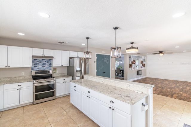 5049 GANDROSS LANE, Mount Dora, FL 32757