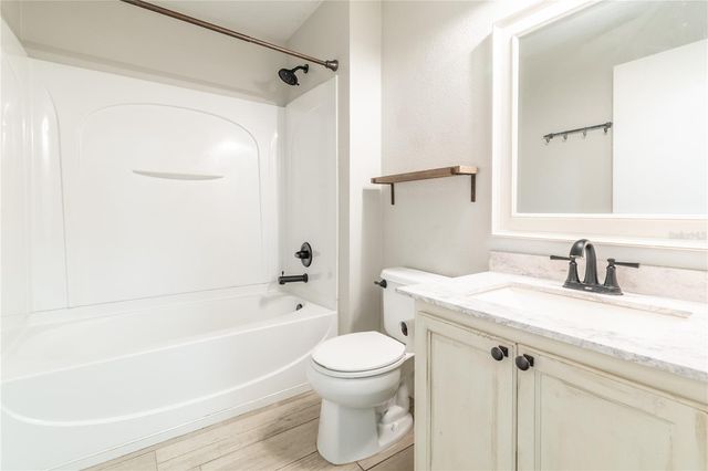 5049 GANDROSS LANE, Mount Dora, FL 32757