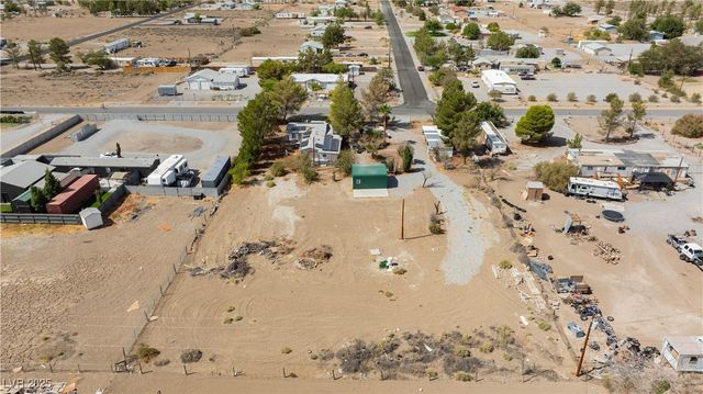 611 South Woodchips Road, Pahrump, NV 89048