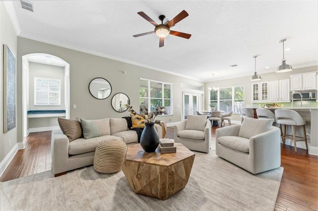 3203 LAKE GREEN COURT, Tampa, FL 33611