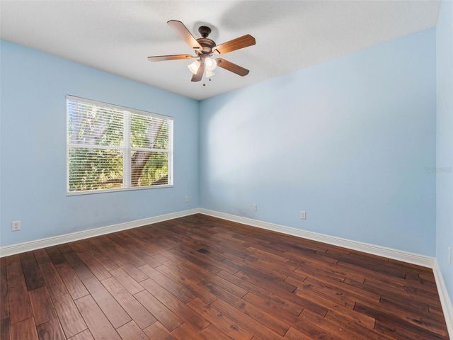 3203 LAKE GREEN COURT, Tampa, FL 33611