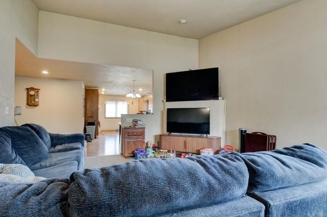 833 E RANDALL STREET, Shawano, WI 54166