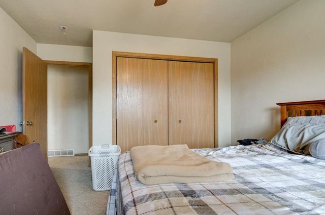 833 E RANDALL STREET, Shawano, WI 54166