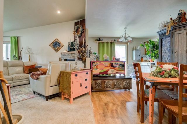 833 E RANDALL STREET, Shawano, WI 54166