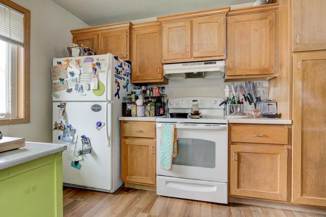 833 E RANDALL STREET, Shawano, WI 54166