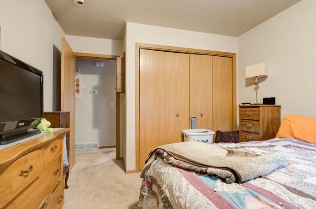 833 E RANDALL STREET, Shawano, WI 54166