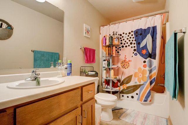 833 E RANDALL STREET, Shawano, WI 54166