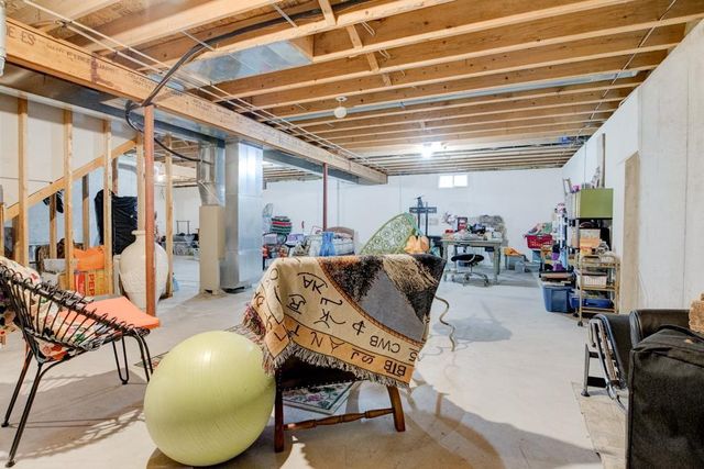 833 E RANDALL STREET, Shawano, WI 54166