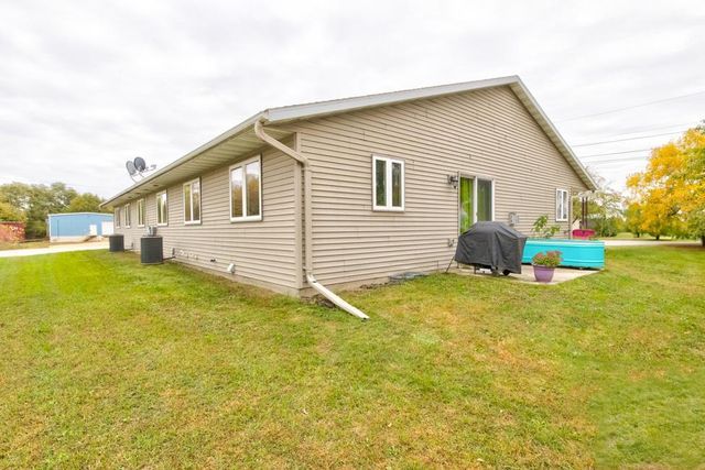 833 E RANDALL STREET, Shawano, WI 54166