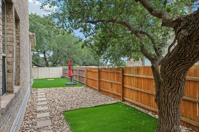 1924 Granite Springs RD, Leander, TX 78641