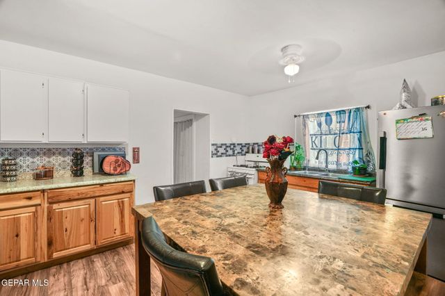120 PENDALE Road, El Paso, TX 79907