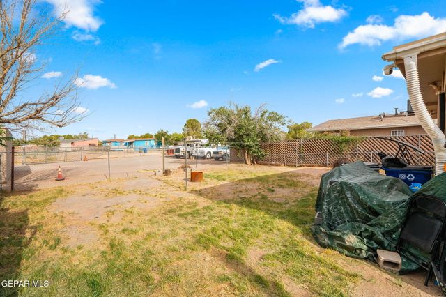 120 PENDALE Road, El Paso, TX 79907