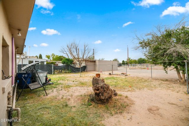 120 PENDALE Road, El Paso, TX 79907