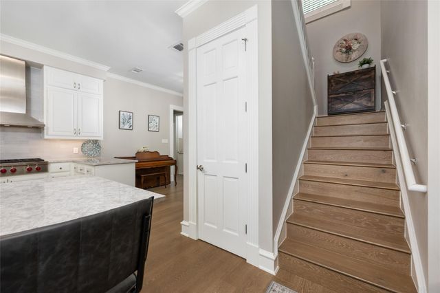 5805 Buckpasser CV, Austin, TX 78746