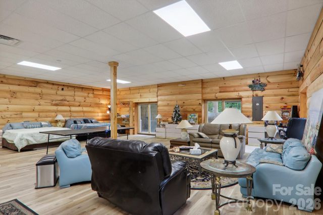 4501 Cove Creek Road, Waynesville, NC 28785