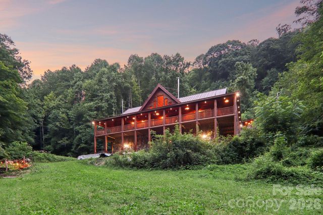 4501 Cove Creek Road, Waynesville, NC 28785