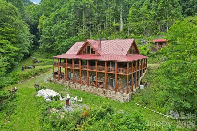 4501 Cove Creek Road, Waynesville, NC 28785