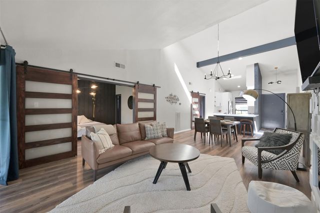 184 April Point Drive N, Conroe, TX 77356